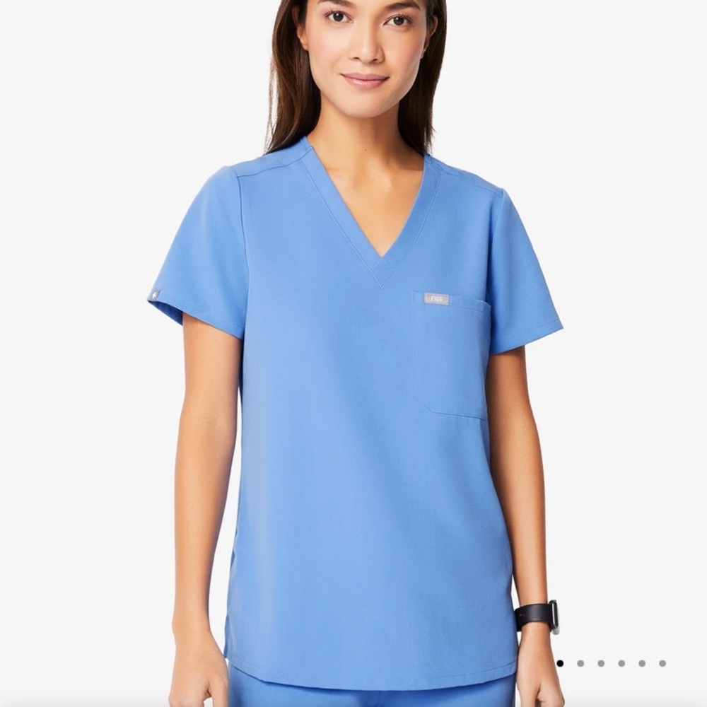 Figs ceil blue Katrina (S) & Zamora (M) scrubs